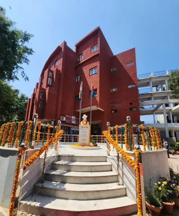 Shaheed Bhagat Singh College Campus photo 15